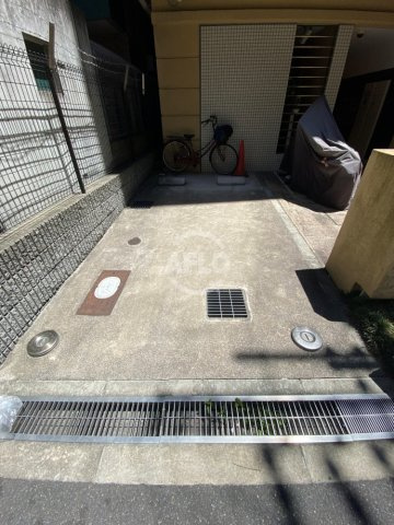 WillDo堺筋本町の駐車場
