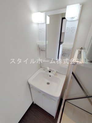 【洗面所】 | ＺＥＥＫ | 別部屋写真です。