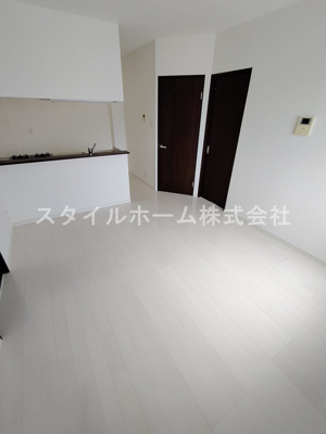 【居間・リビング】 | ＺＥＥＫ | 別部屋写真です。