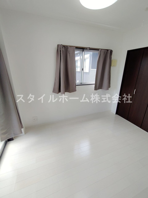 【居間・リビング】 | ＺＥＥＫ | 別部屋写真です。
