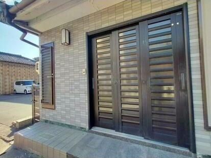 南知多町大字師崎字鳥栖戸建の玄関|落ち着いた玄関です