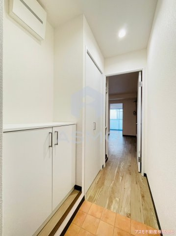 【玄関】 | ※同物件　別間取り　参考写真