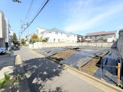 【外観】 | 【仲介手数料８３０万円が無料！！】■自由が丘駅８分■高台■南傾斜■南道路■陽当り良好 | 特別キャンペーン！
日本一の家計応援サービスに挑戦中！
詳細は「諸費用」欄をご確認下さい！
■自由が丘駅８分
■南傾斜の高台
■南道路面
■陽当り良好
■環境良好
■無料で間取図作成可能