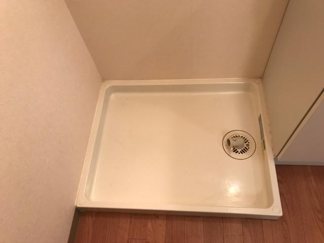 聖心町の館のその他|洗濯機置場