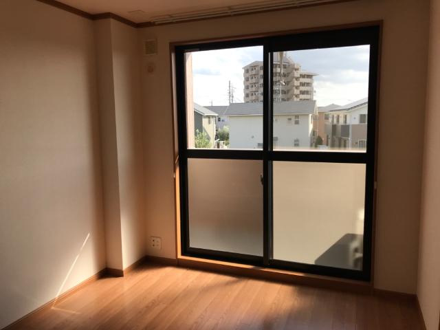 聖心町の館の内装|洋室