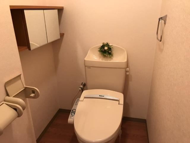聖心町の館のトイレ|シャワー付トイレ
