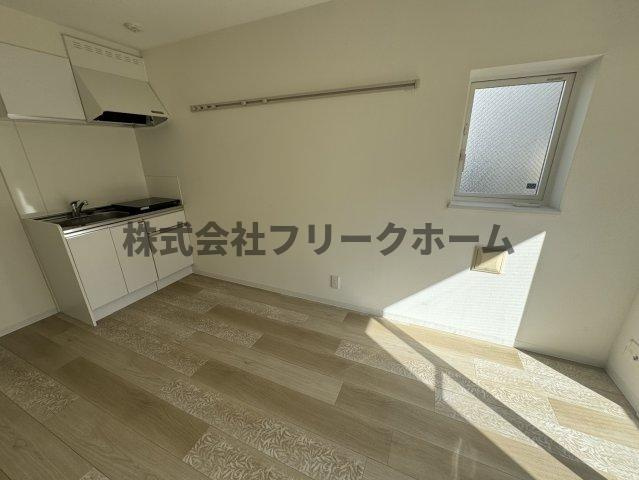 三鷹市下連雀４丁目の賃貸マンションの居間・リビング