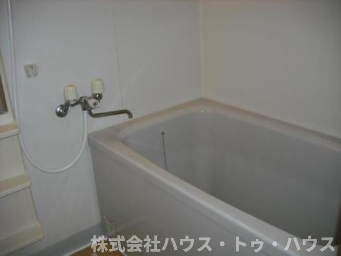 グランディス新八柱の浴室