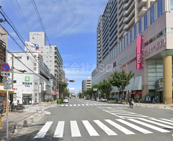 トクヤスビルの周辺