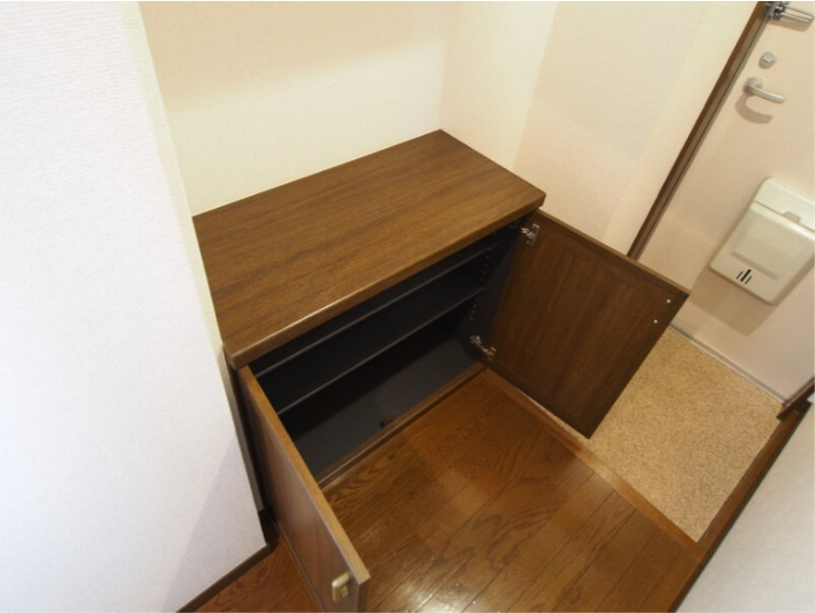 木の実の玄関