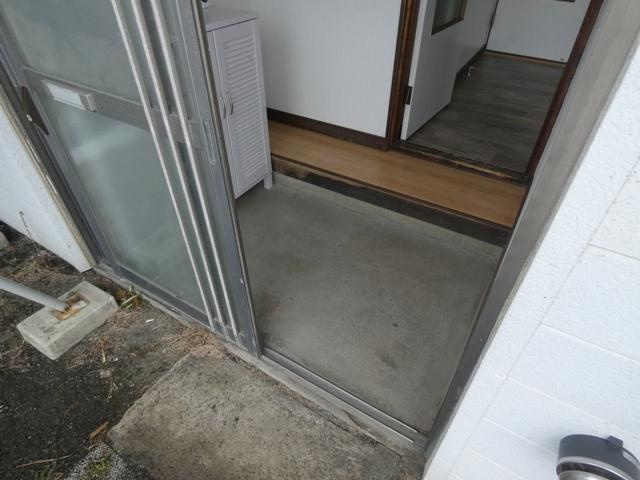とき和マンションの玄関