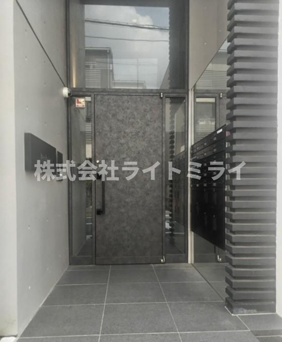 ＲｅｖｅＲｅｓｉｄｅｎｃｅ駒込のエントランス