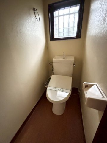 茂原市下永吉　中古戸建のトイレ