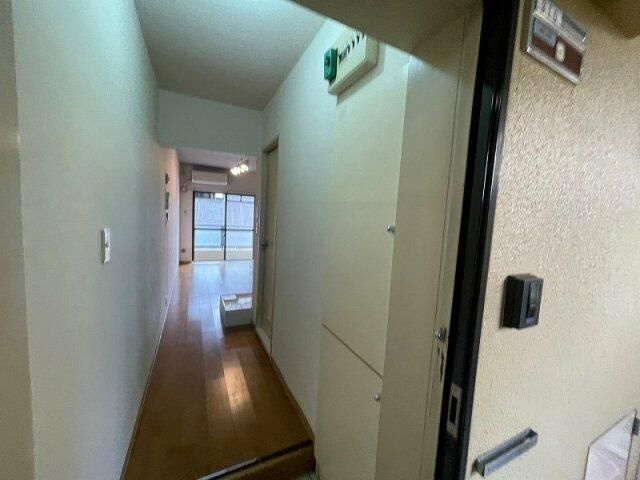 ライオンズマンション椎名町の玄関