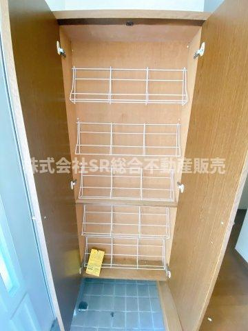 客坊町中古戸建の収納|シューズボックスがあります！