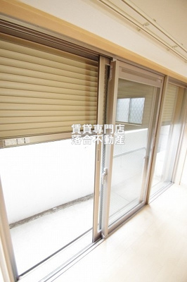 【設備】 | プレミアムコートみなみ野Ⅱ | シャッター付き