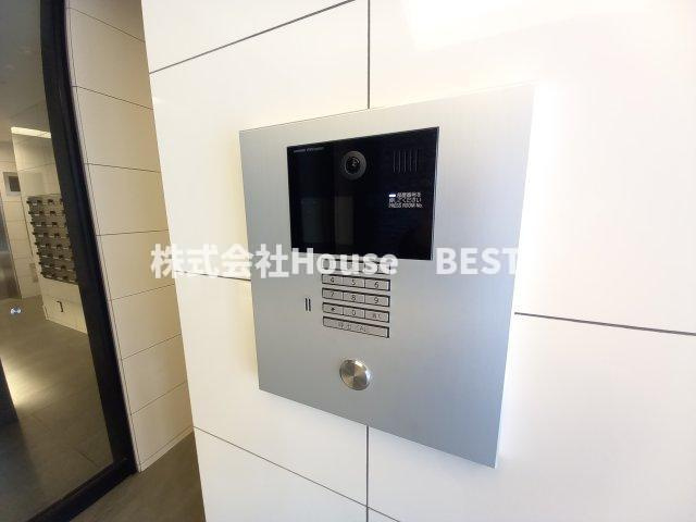 プロヴィスタ神戸三宮EASTのエントランス