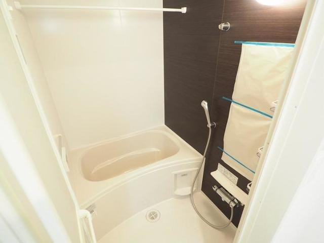 コスモス　Ｃの浴室|きれいなお風呂です