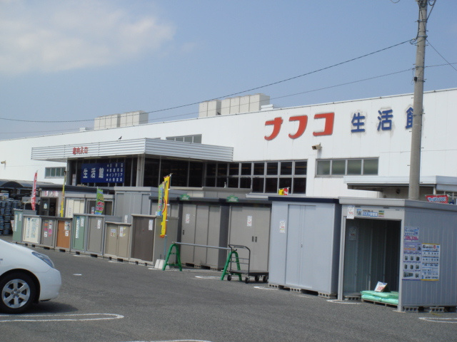 プルメリアのエントランス|ホームプラザナフコ行橋店まで780ｍ