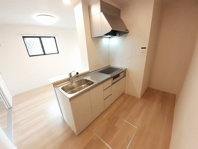 プロムナード北泉のキッチン|きれいなキッチンです
