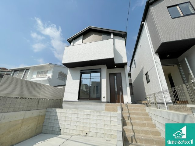 芦屋市朝日ケ丘町　第1期　未入居の外観|お客様に長く安心して住んでいだだける事にこだわった家づくり！住んでからのアフターサービスにもしっかりと取り組んでいます！