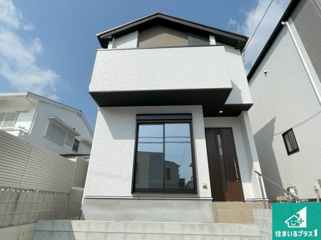 芦屋市朝日ケ丘町　第1期　未入居の外観|安心の10年保証！外観を美しく保ち、雨水で汚れを落とします！気になることがありましたら、お気軽にお問い合わせください！