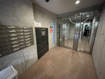 【エントランス】 | ピッコロモンド