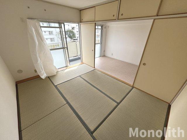 光明台23号棟の内装