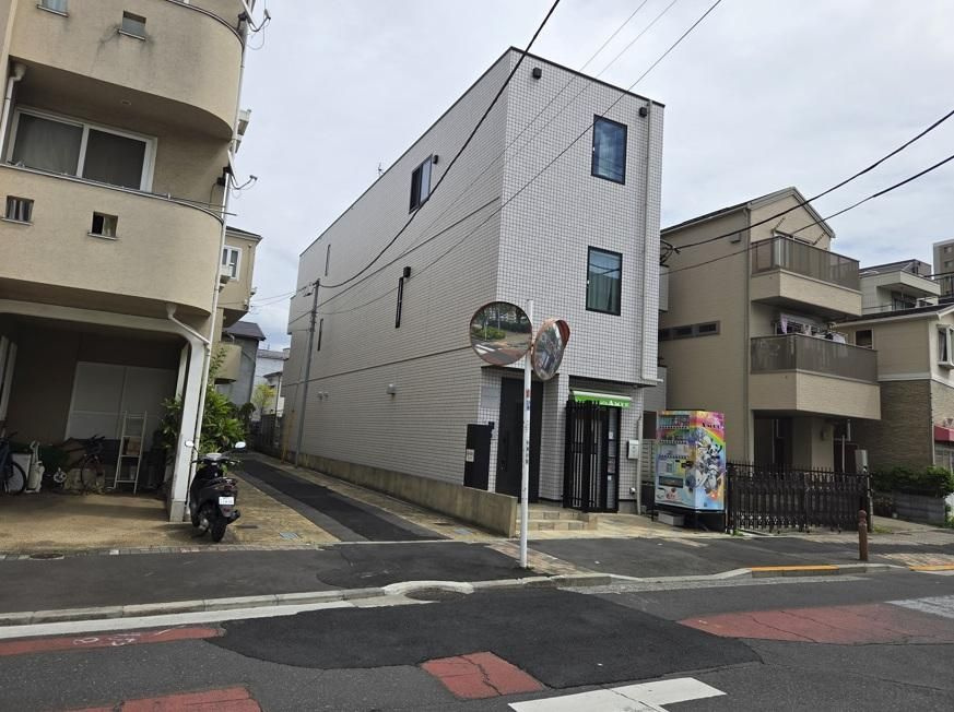 荒川区西尾久６丁目の店舗事務所の外観