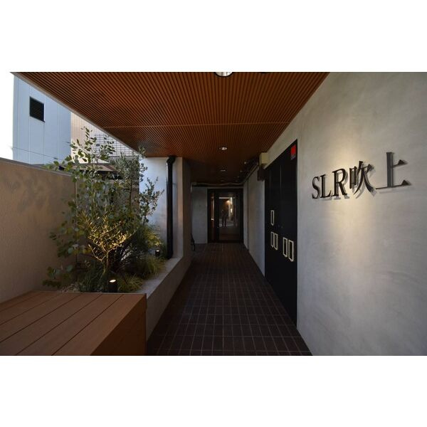 SLR吹上　名古屋市賃貸　仲介手数料無料のエントランス