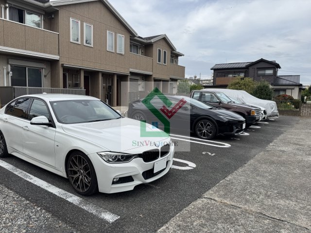 ベラフェリシアの駐車場