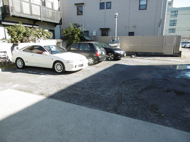 ウエスト・アベニューの駐車場|駐車場です