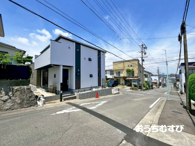 名東区猪子石12104(全2棟)の前面道路含む現地写真