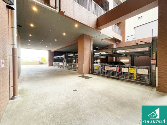 ライオンズマンション宝塚武庫川町のその他共用部分|共用部（駐車スペース）
