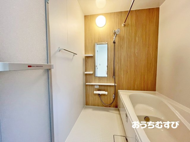 名東区猪子石12104(全2棟)の浴室