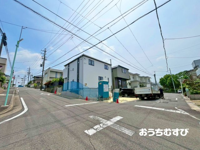 名東区猪子石12104(全2棟)の前面道路含む現地写真