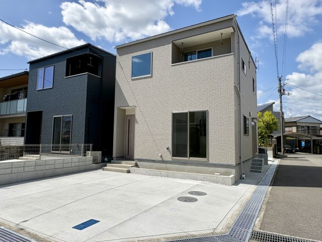 「南向き×角地」高知市朝倉建売16