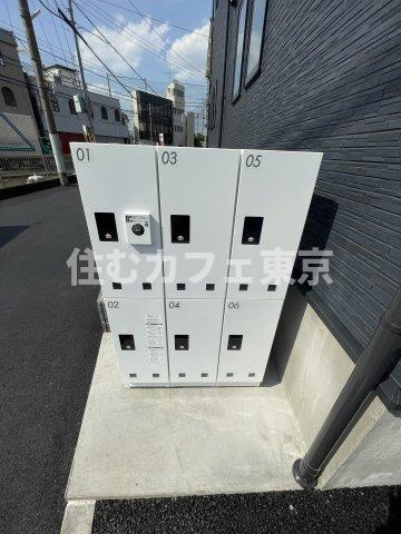 立川市栄町２丁目のアパートのその他共用部分|宅配ボックスです