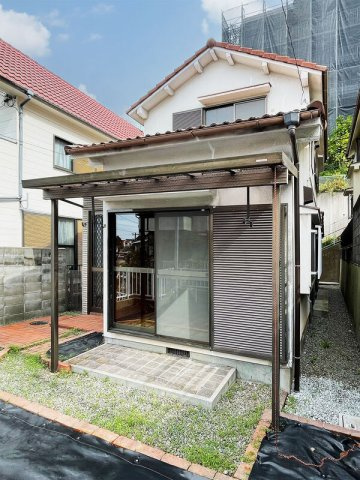 山田町小部南山貸家の外観