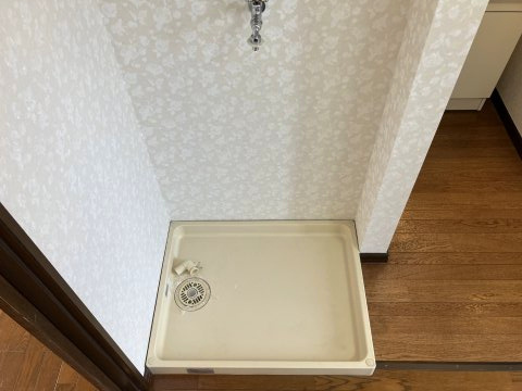 西山ハイムのその他|参考写真　洗濯機置き場