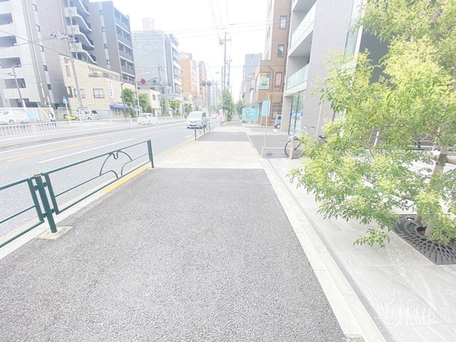 ＧＲＡＮ ＰＡＳＥＯ田端Ａのその他|建物前の道路です☆