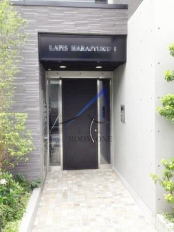 LAPiS原宿Ⅰのエントランス|エントランスです。