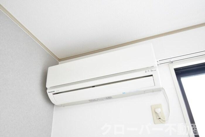 サニーコーポ C棟の設備|備付エアコン（北洋室６帖）