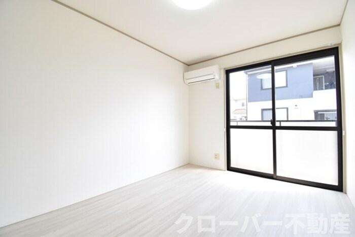 サニーコーポ C棟の内装|南洋室６帖