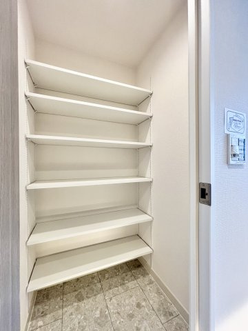 ザ・ガーデネスクシティコムズカンの収納|十分な収納スペースがあります