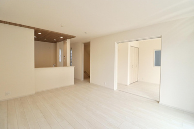 【居間・リビング】 | 西宮市　東鳴尾町２丁目　新築戸建