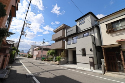 【前面道路含む現地写真】 | 西宮市　東鳴尾町２丁目　新築戸建