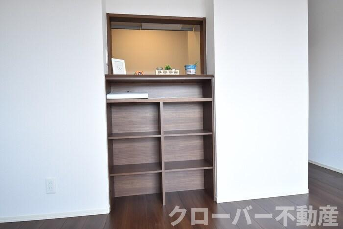 サンライズ豊益 築港町の収納|カウンター下収納