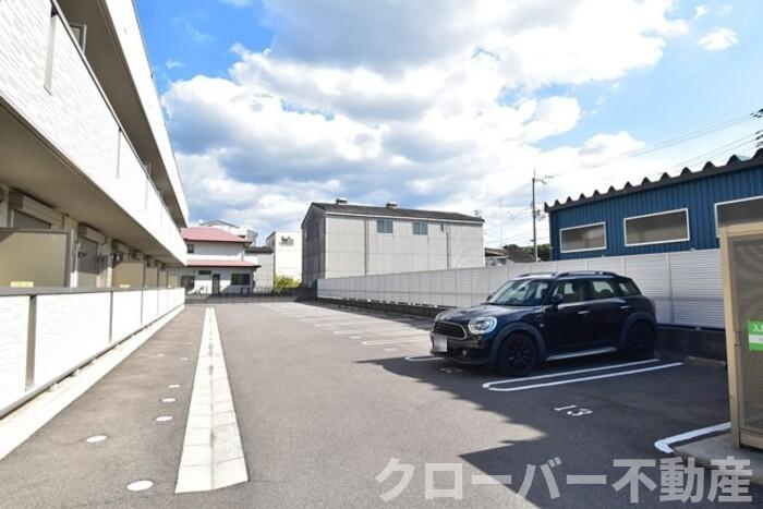 サンライズ豊益 築港町の駐車場|駐車場