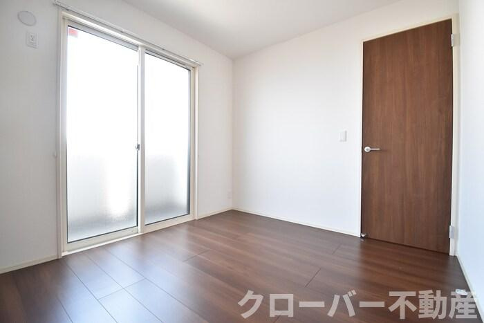 サンライズ豊益 築港町の内装|洋室５．２帖